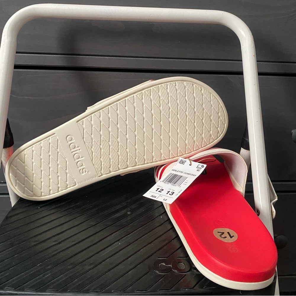 Adidas Unisex-Adult Adilette Slides Sandal Red/ Blue Men Size 12/Women 13 - Picture 2 of 7